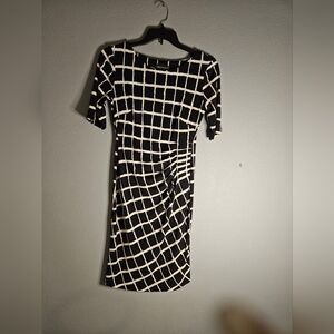 Black and white causal dress